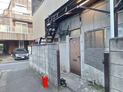 【エントランス】 | 岩崎荘