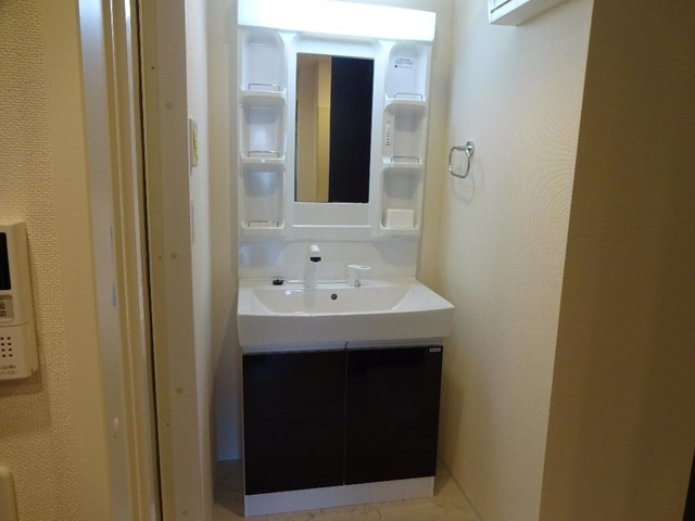 【洗面所】 | Luminous