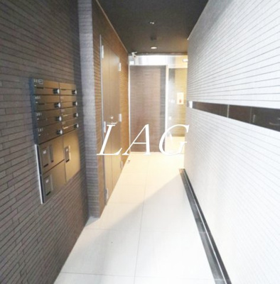 【エントランス】 | ゼクスＳｈｉｒｏｋａｎｅ | エントランスです。