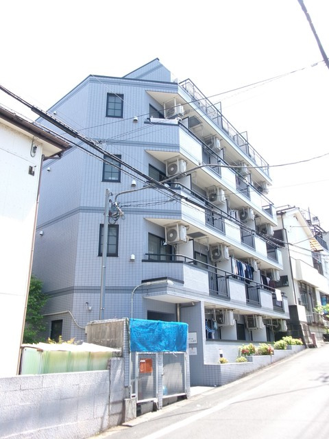 ルミエール八王子の外観