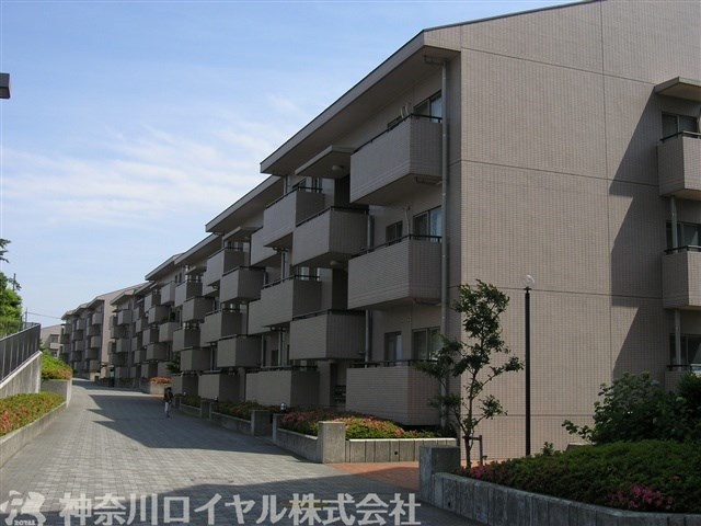 オクトス市ケ尾 3号棟の画像