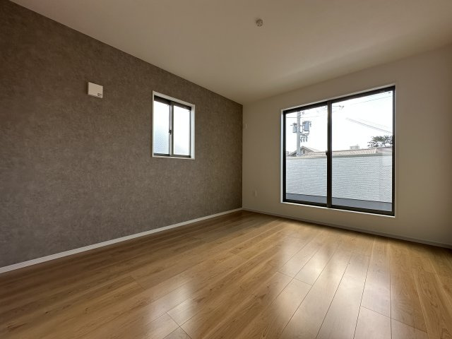 明石市材木町新築戸建の洋室