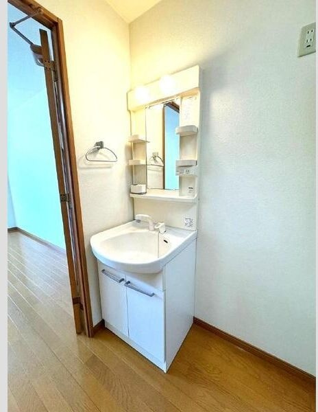 メヘルバン本州の洗面所