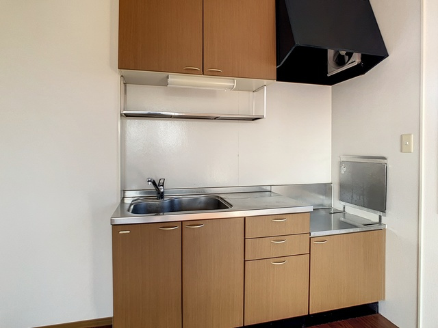 北九州市八幡西区木屋瀬１丁目のアパートのキッチン