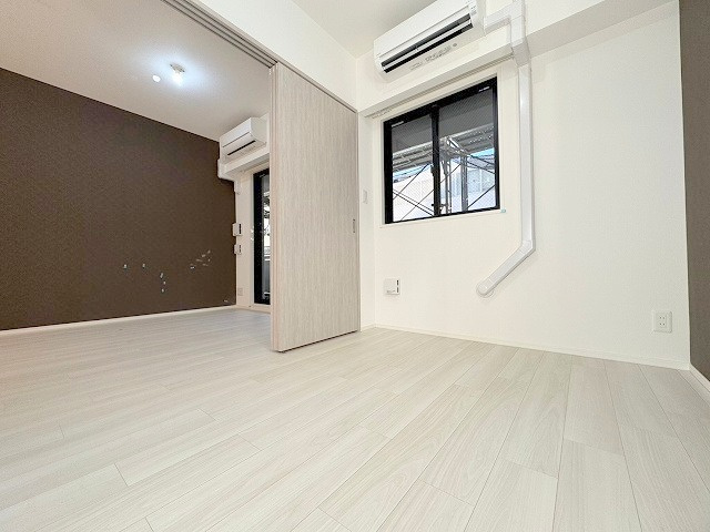 スプランディッド新大阪Ⅶの寝室