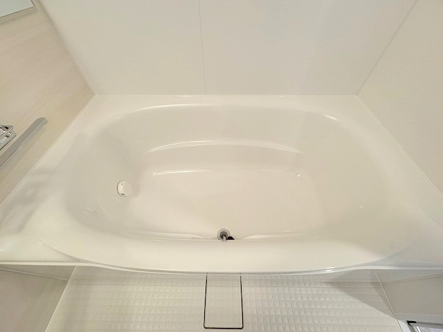 スプランディッド新大阪Ⅶの浴室