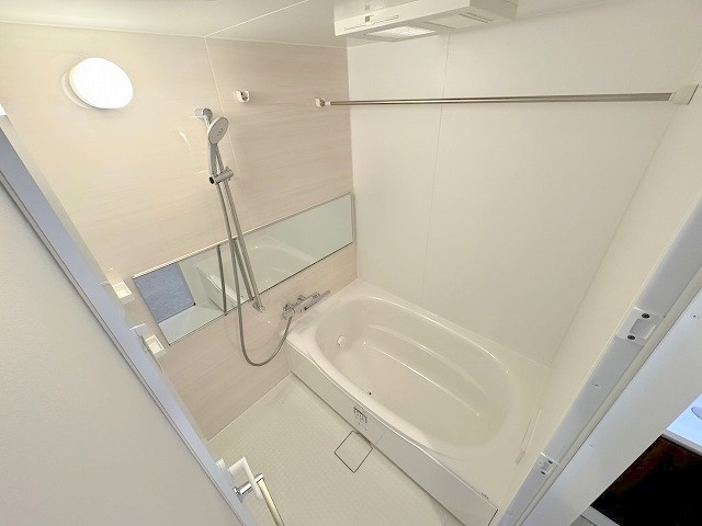 スプランディッド新大阪Ⅶの浴室