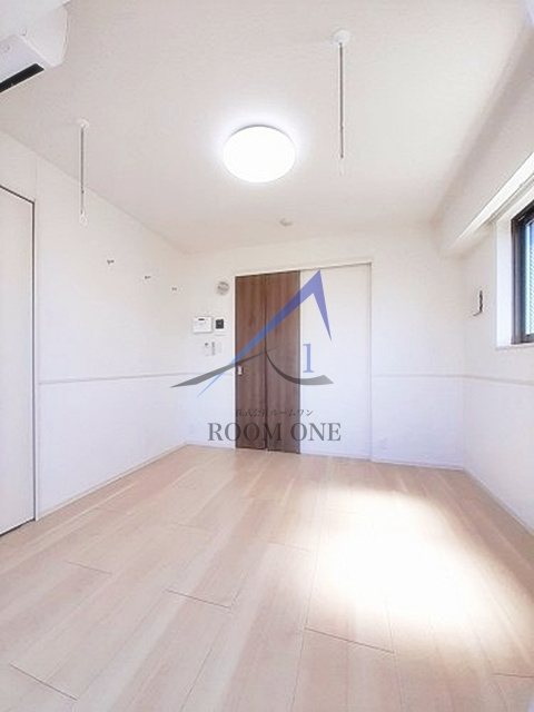 ヒカルサ滝野川の居間・リビング|洋室のお部屋です。