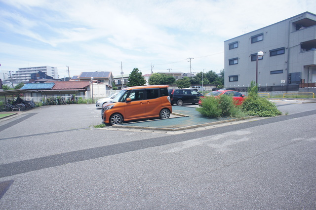 Ｂｉｇ７の駐車場|広い敷地です♪