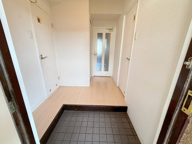 ヴィバコートの玄関