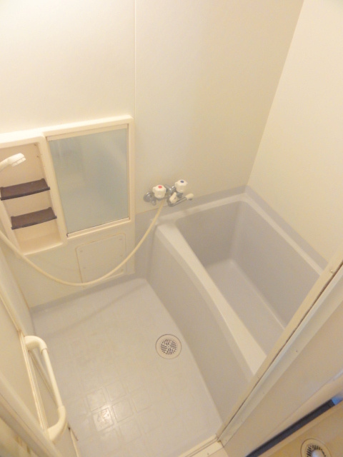 フロイデの浴室|★清潔感のあるバスルーム★