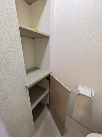ディアコート静のトイレ|別号室のお写真です。現況優先となります。