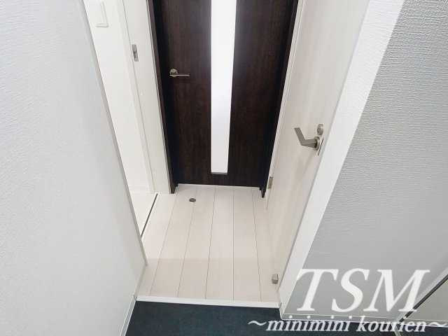 ＡＶＡＮＴＩＯ寝屋川市駅の玄関