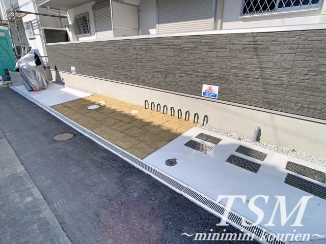 ＡＶＡＮＴＩＯ寝屋川市駅のその他共用部分|敷地内バイク置場