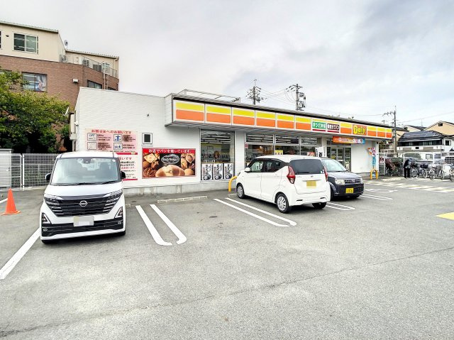 ＡＶＡＮＴＩＯ寝屋川市駅の周辺|近くのコンビニ