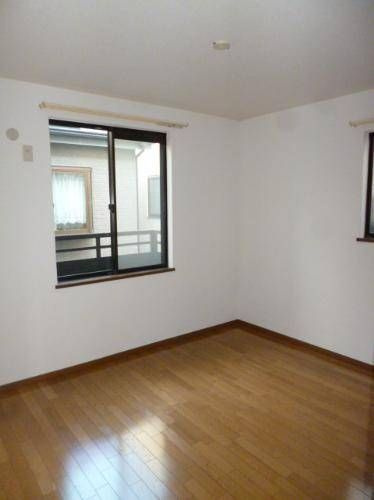 ヴィヴレ綾瀬の洋室