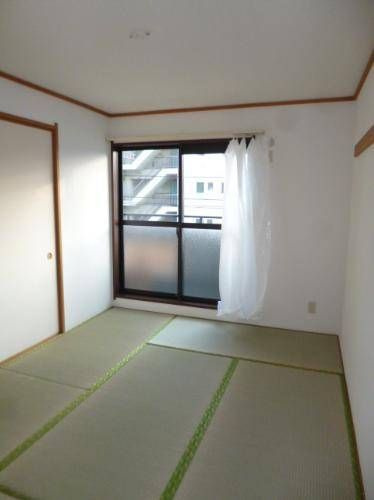 ヴィヴレ綾瀬のその他