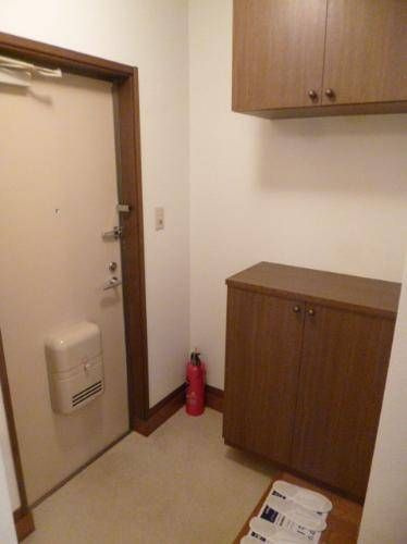 ヴィヴレ綾瀬の玄関