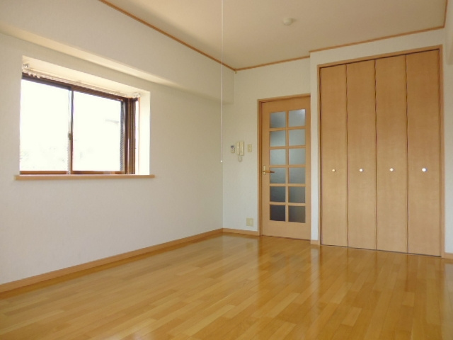 倉敷市二子の賃貸マンションの洋室