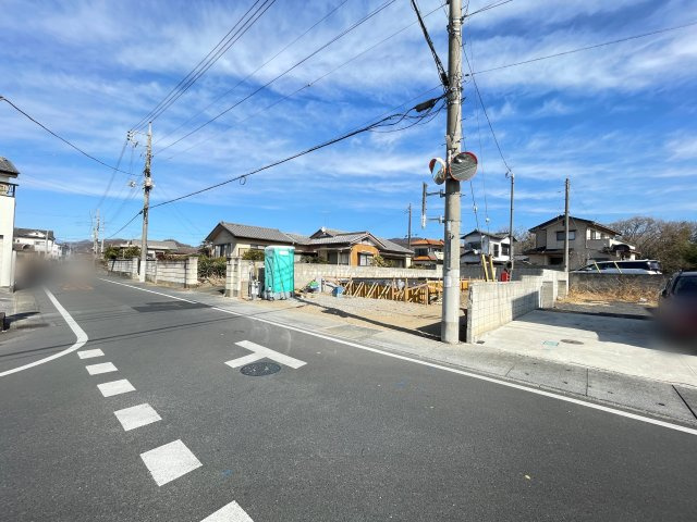 新築戸建・新築建売　桐生市境野町第8　境野小学校・境野中学校の前面道路含む現地写真|車通りもそれほど多くなく過ごしやすい環境です！