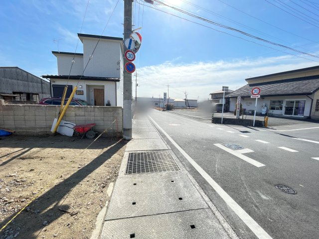 新築戸建・新築建売　桐生市境野町第8　境野小学校・境野中学校の前面道路含む現地写真