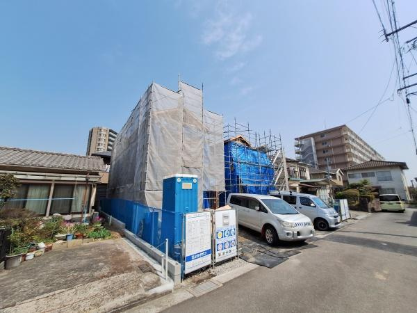 上田町3丁目1期1号棟の前面道路含む現地写真|前面道路含む現地(2026年2月撮影)