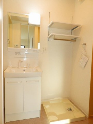 サンライトⅡの洗面所|コンパクトで使いやすい洗面所