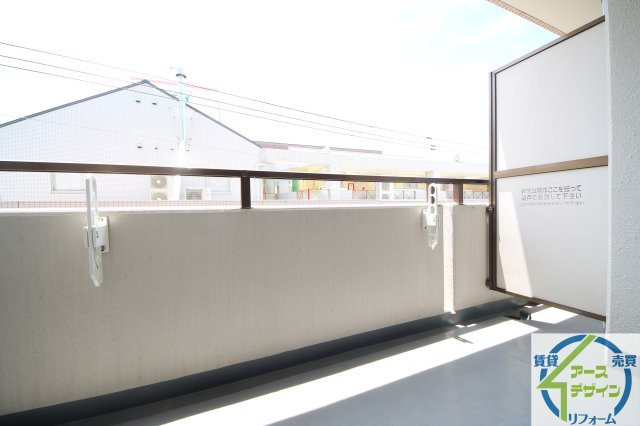 エテルノ・スクウェア弐番館のバルコニー