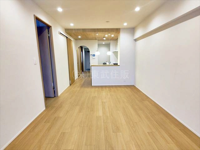 【居間・リビング】 | エクセルふじみ野 | ご家族が集まるリビングは13.6帖の広さです