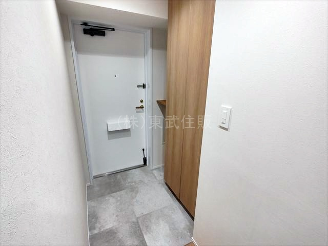 【内装】 | エクセルふじみ野 | 収納付きの玄関です