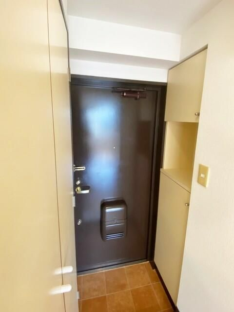 コーポ数納の玄関