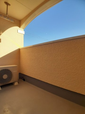 【バルコニー】 | アミティエⅠ | お洗濯にも便利なバルコニー付き