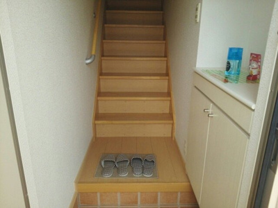 【玄関】 | アヴェニール岩出Ⅰ | 毎日通る玄関はこちらです