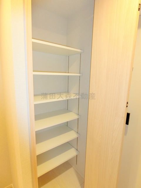 タスキ　リシェス池上の設備|玄関収納　シューズBOX