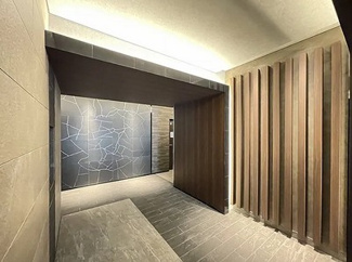 毎日通るロビーはこのようになっています