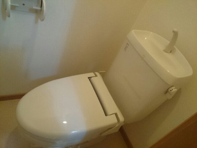 【トイレ】 | ヴァンクール貴志川Ⅱ | 落ち着いた色調のトイレです