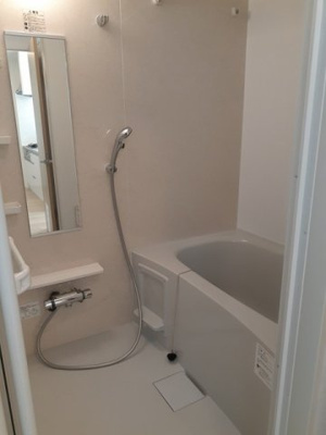 【浴室】 | プリムローズⅡ | 日々の暮らしに欠かせないお風呂です