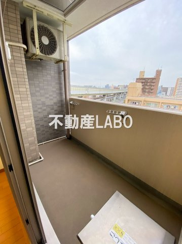 プロシード弁天町のバルコニー