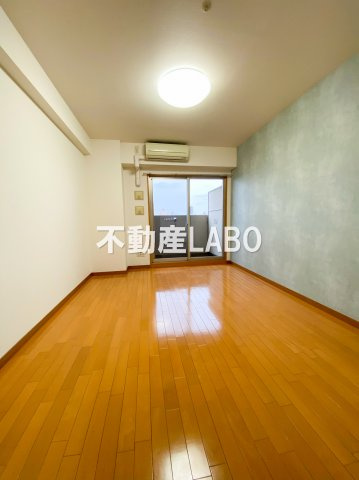 プロシード弁天町の寝室