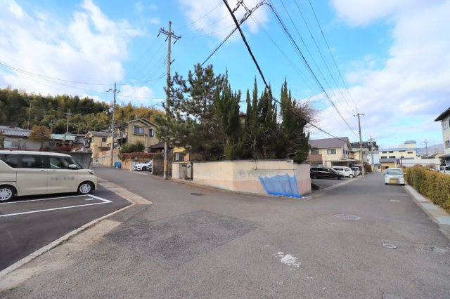 勧修寺福岡町の前面道路含む現地写真