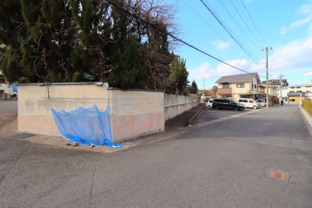 勧修寺福岡町の前面道路含む現地写真