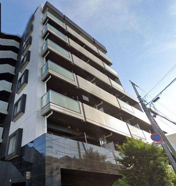 ＣＹＮＴＨＩＡ　Ｆｏｕｒ－Ｄ　ＥＦ－Ｆｏｒｔの外観