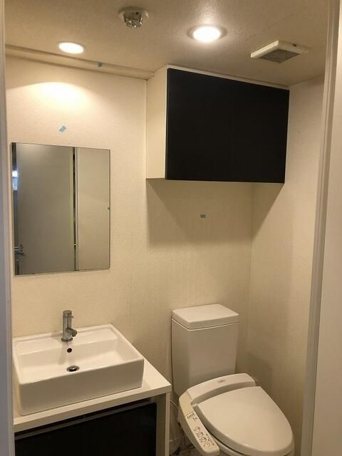 ＣＹＮＴＨＩＡ　Ｆｏｕｒ－Ｄ　ＥＦ－Ｆｏｒｔの独立洗面台