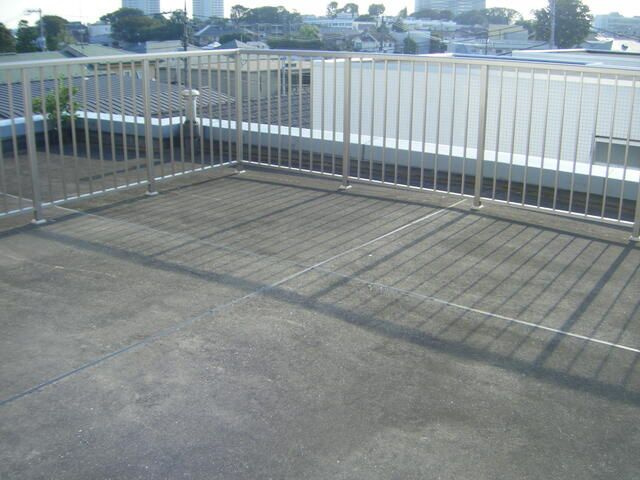 ＣＹＮＴＨＩＡ　Ｆｏｕｒ－Ｄ　ＥＦ－Ｆｏｒｔのバルコニー