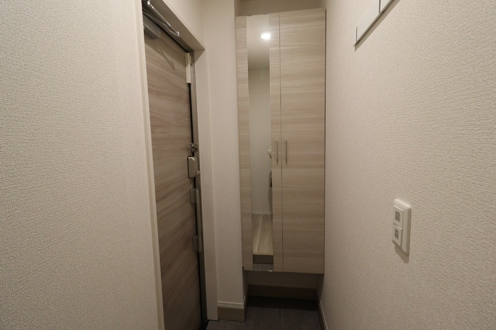 セレウィータ栄町の玄関