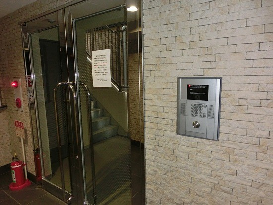 ビエンベスティードのエントランス