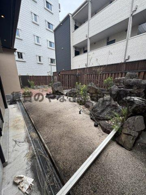【庭】 | 土居町27番