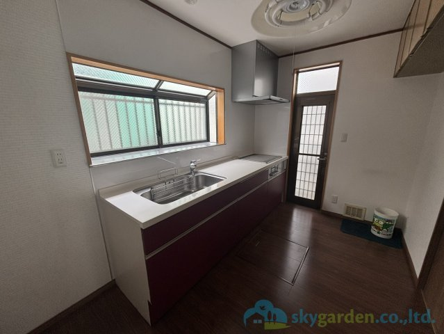 平塚市纏　中古戸建のキッチン