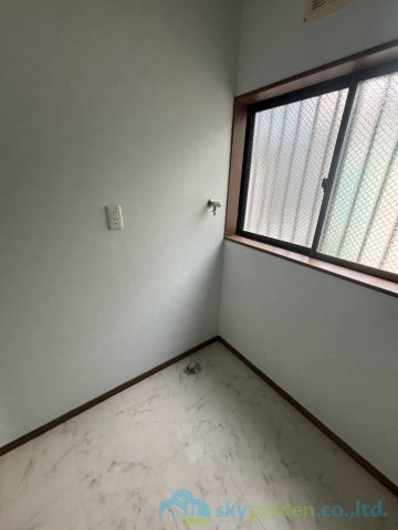 平塚市纏　中古戸建のランドリースペース