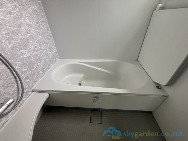 平塚市纏　中古戸建の浴室